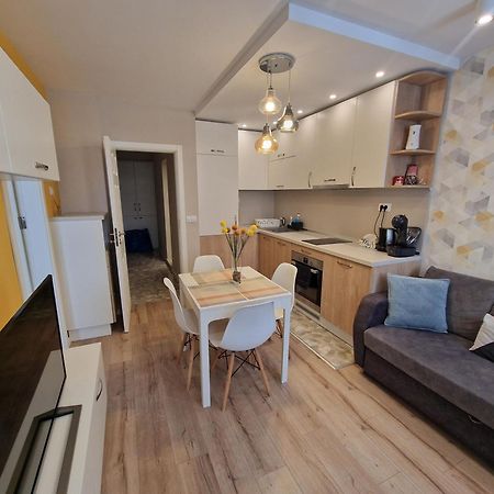 Brand New Luxury Flat In The City Center Varna Extérieur photo