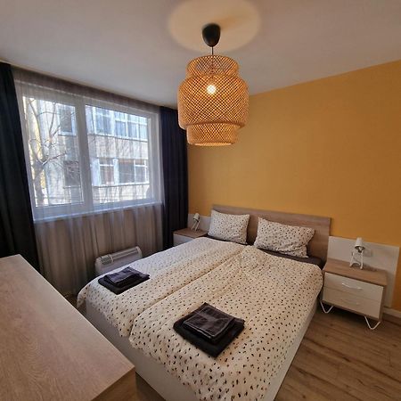 Brand New Luxury Flat In The City Center Varna Extérieur photo