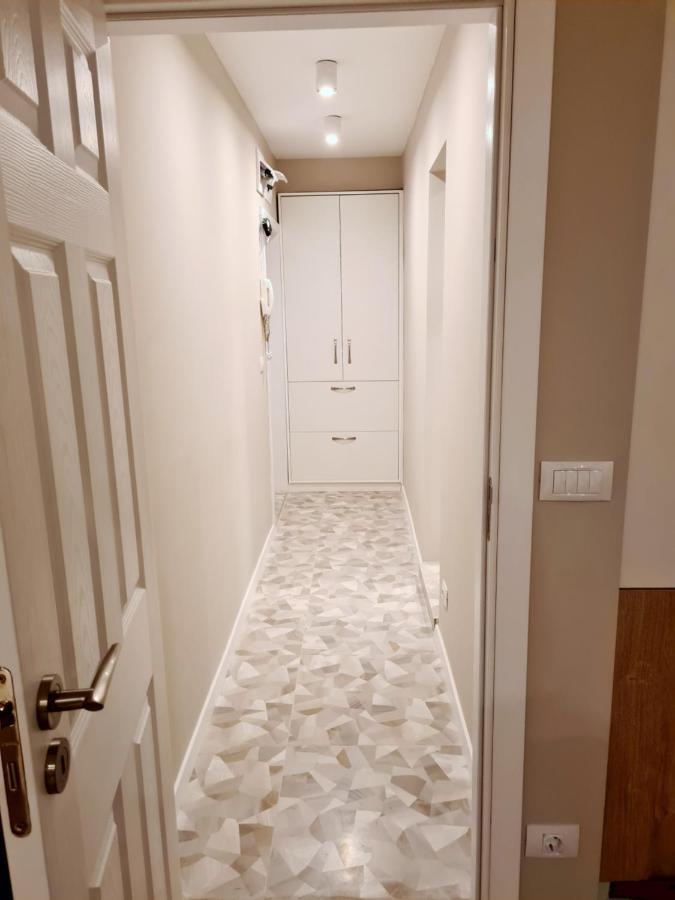 Brand New Luxury Flat In The City Center Varna Extérieur photo